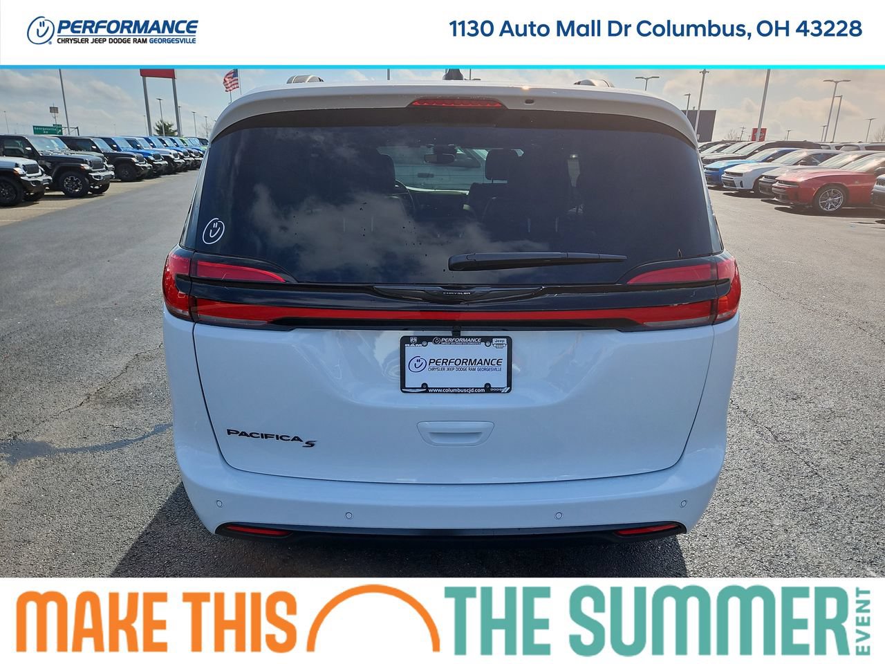 New 2026 Chrysler Pacifica Select w/ S Appearance Package FWD image 6
