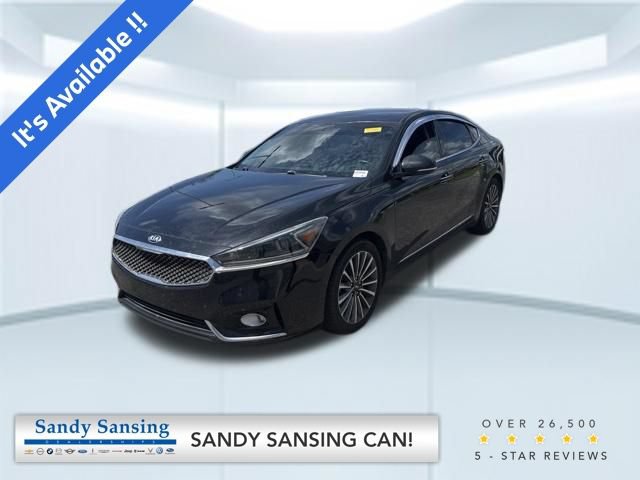 Used 2017 Kia Cadenza Premium w/ Luxury Package