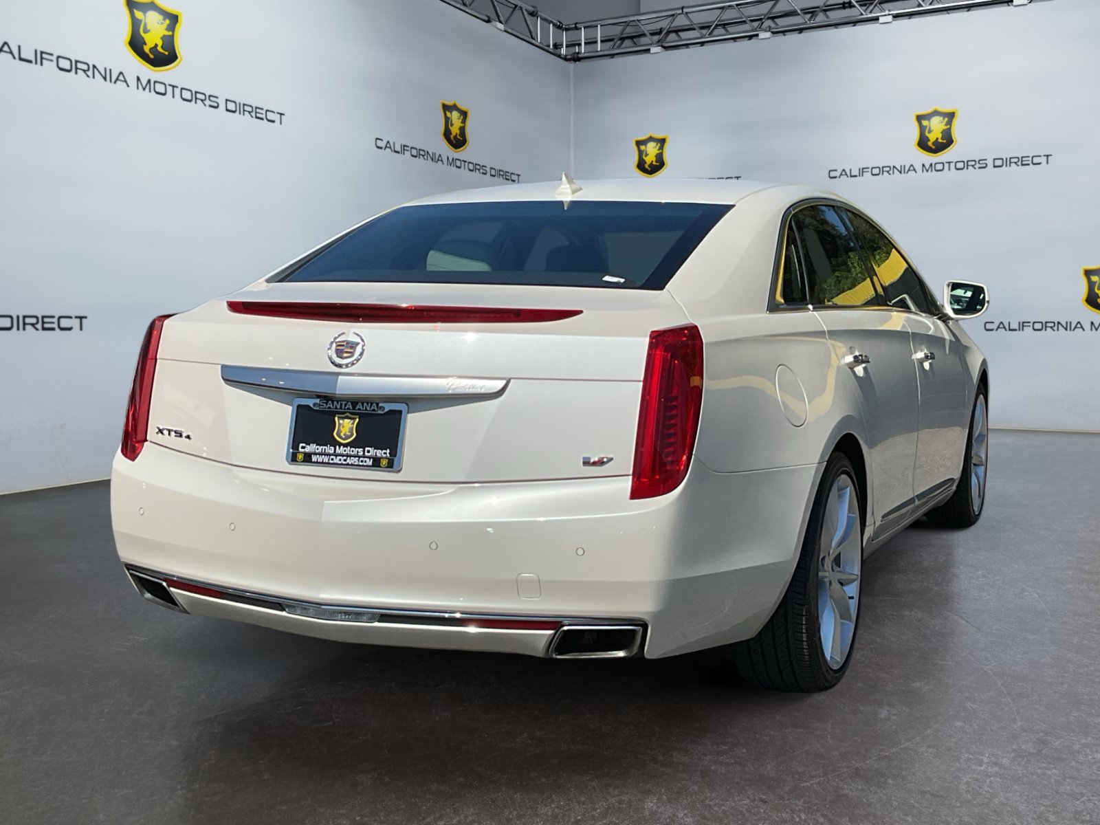 Used 2014 Cadillac XTS Vsport Premium w/ Driver Assist Package AWD/4WD image 5