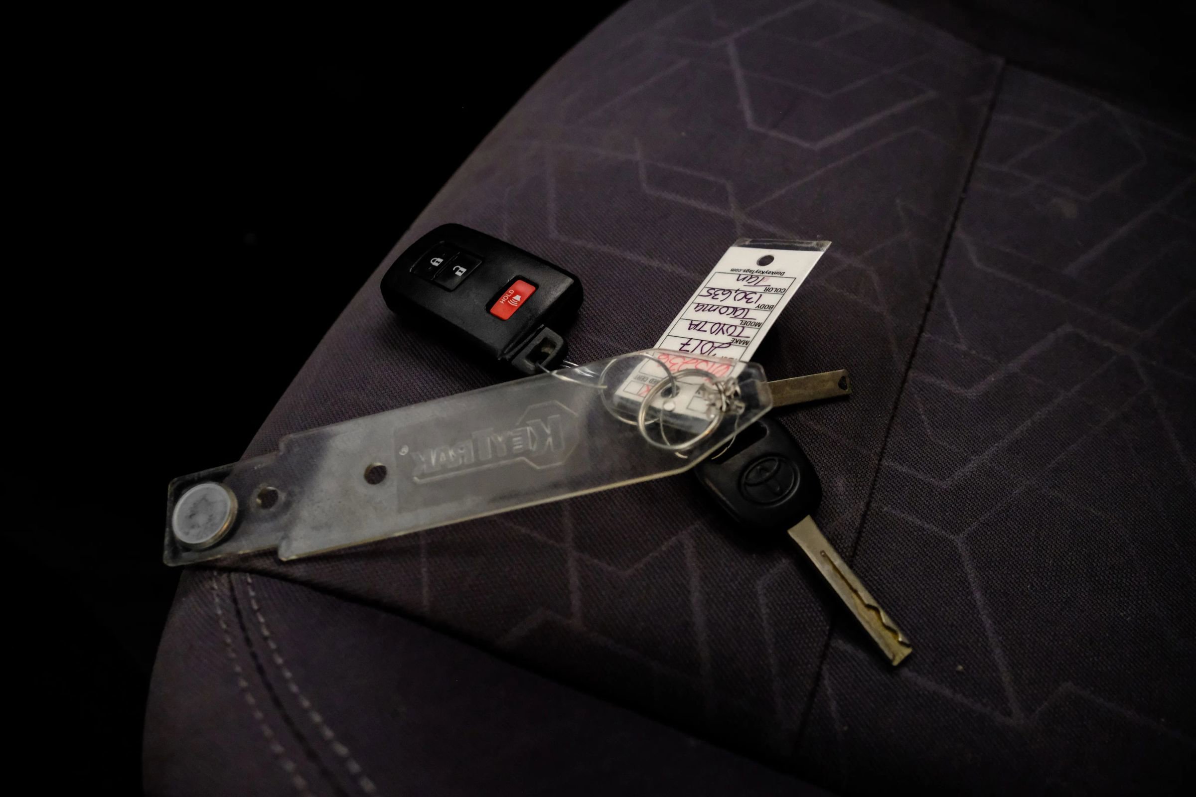 Used 2017 Toyota Tacoma TRD Off-Road image 50