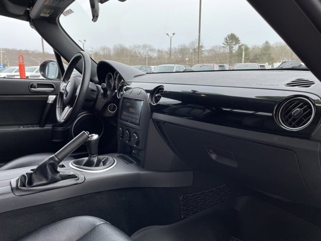 Used 2008 MAZDA MX-5 Miata Grand Touring w/ Premium Pkg image 21