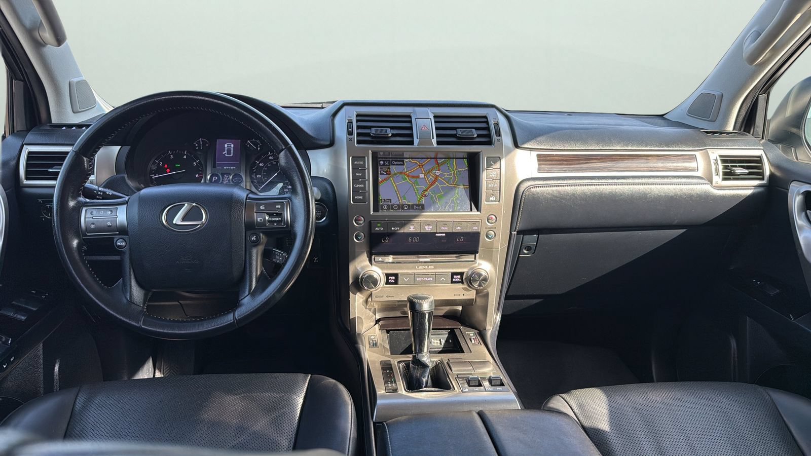 Used 2018 Lexus GX 460 w/ Navigation Package AWD/4WD image 20