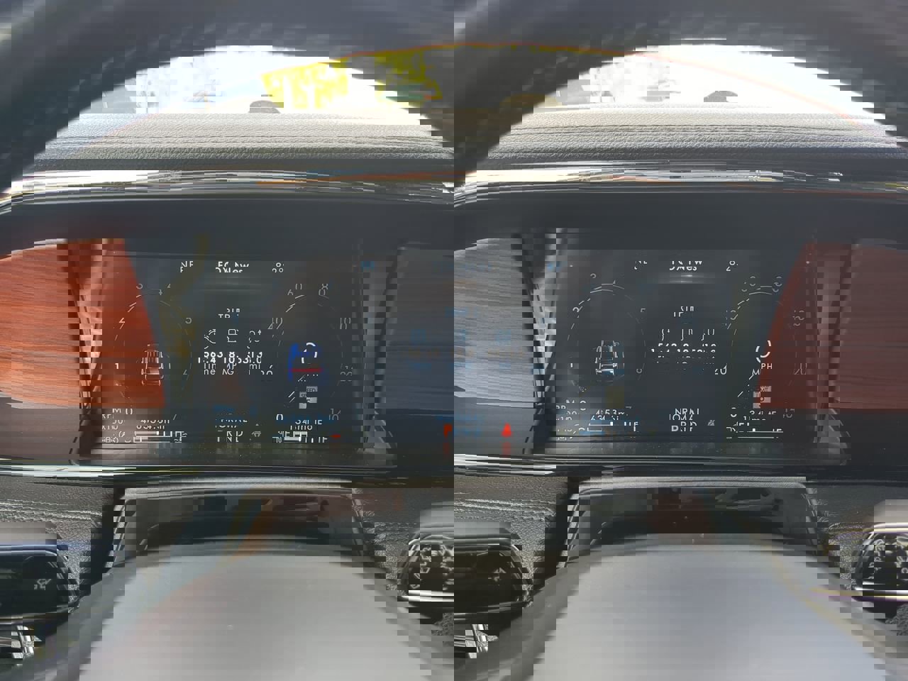 Used 2024 Lincoln Navigator Reserve image 29