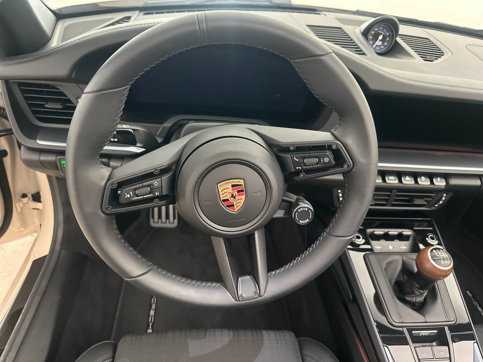 Certified 2026 Porsche 911 Carrera T RWD image 14