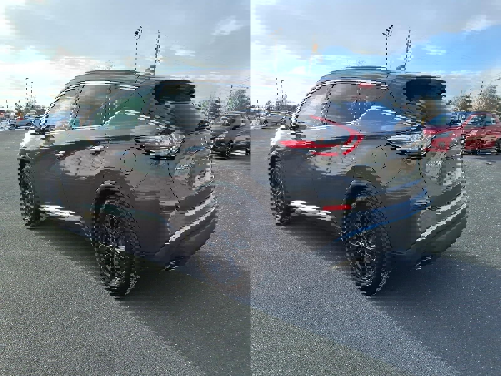 Used 2018 Nissan Murano SV w/ Premium Package image 4