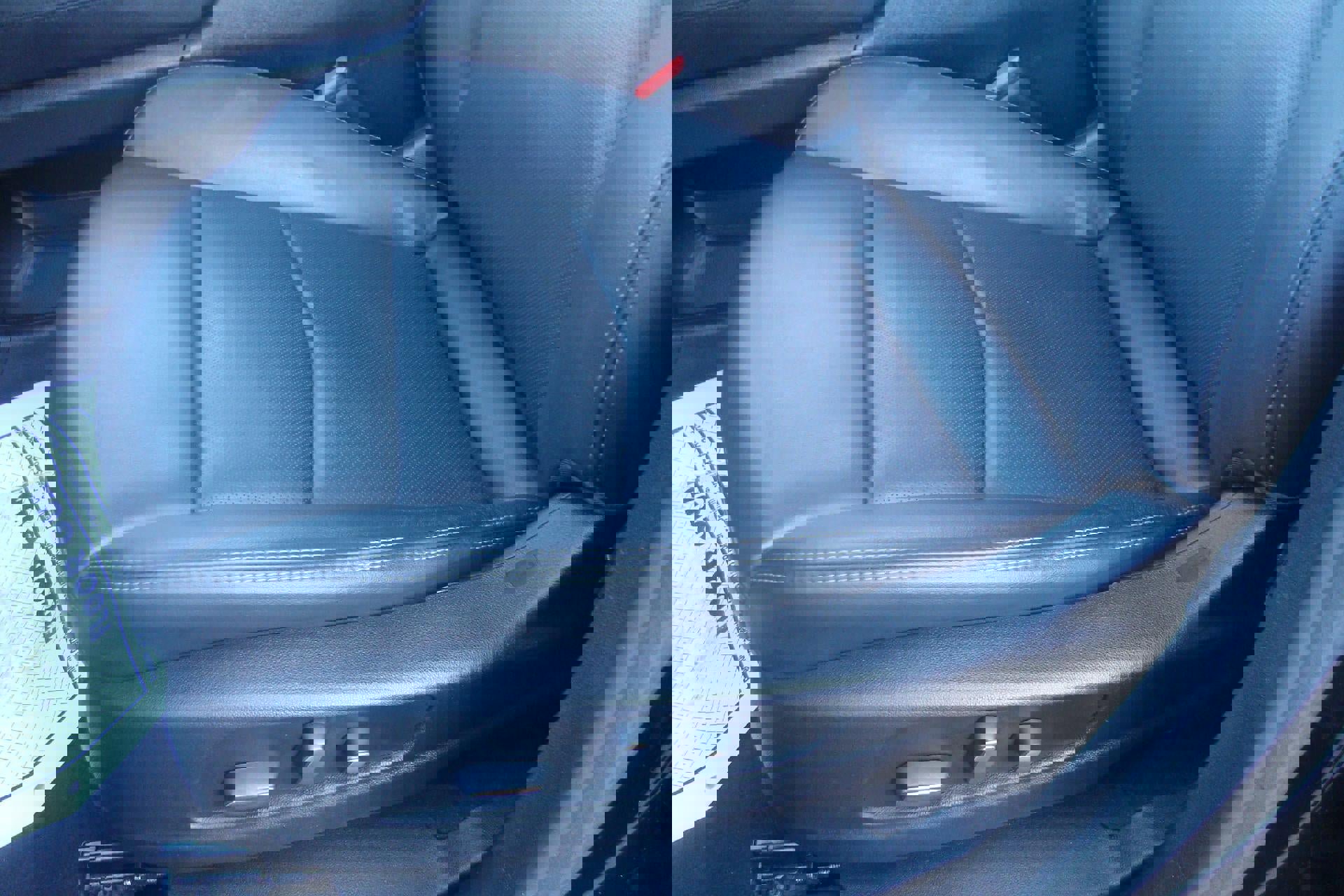 Used 2023 Cadillac XT6 Premium Luxury w/ Technology Package image 9