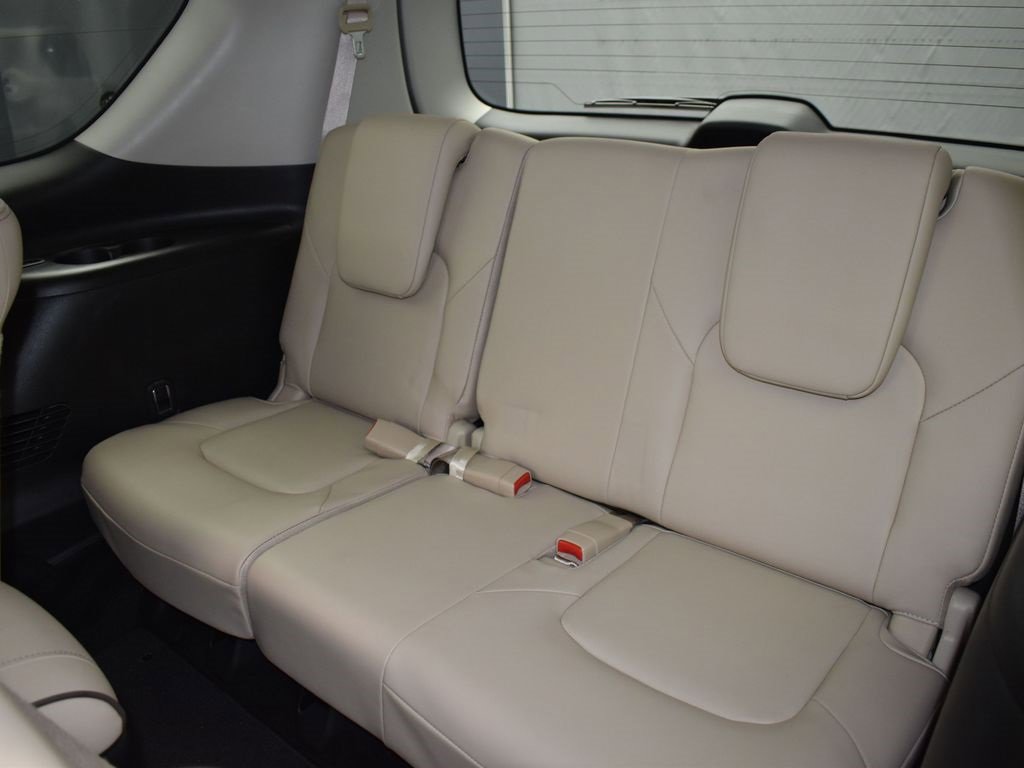 Used 2024 Nissan Armada Platinum w/ Captain's Chairs Package image 18