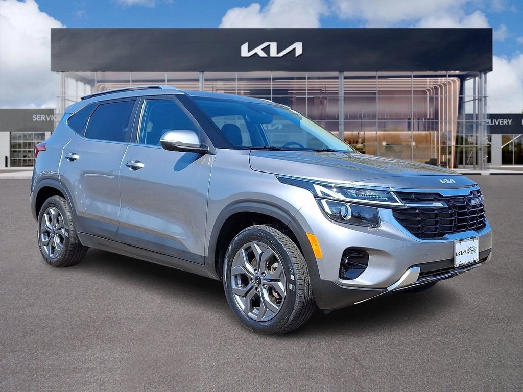 Used 2024 Kia Seltos S AWD/4WD image 1