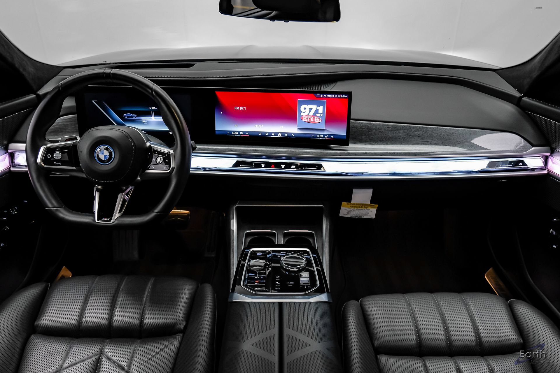 Used 2025 BMW i7 xDrive60 w/ Executive Package AWD/4WD image 33