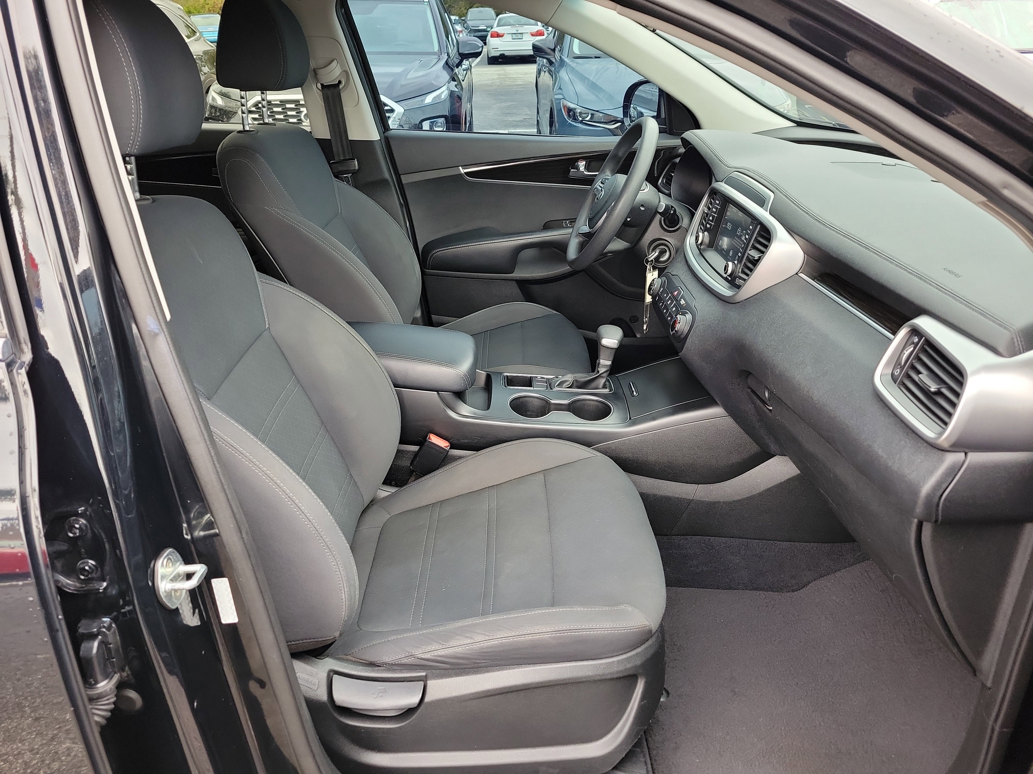 Used 2020 Kia Sorento L image 7