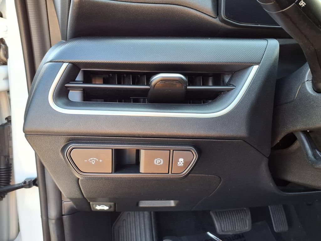Used 2025 Kia K4 FWD image 25