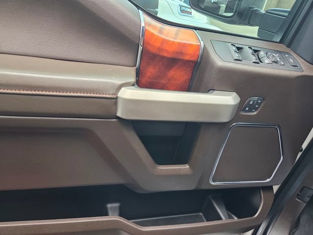 Used 2022 Ford F350 King Ranch w/ King Ranch Ultimate Package AWD/4WD image 11