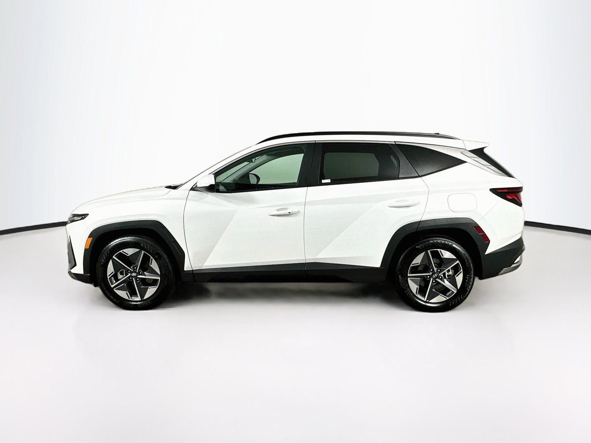 Used 2026 Hyundai Tucson SEL Plus FWD image 4