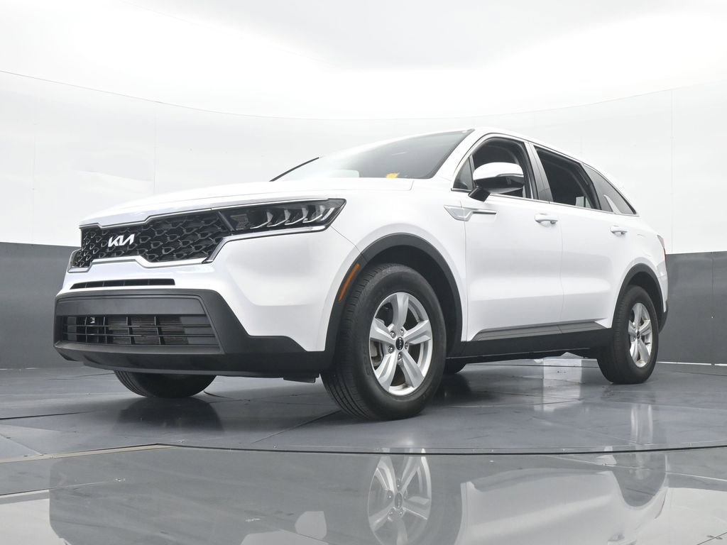 Used 2023 Kia Sorento LX image 51