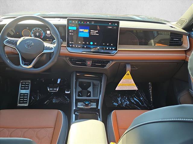 New 2026 Volkswagen Tiguan SEL R-Line image 17