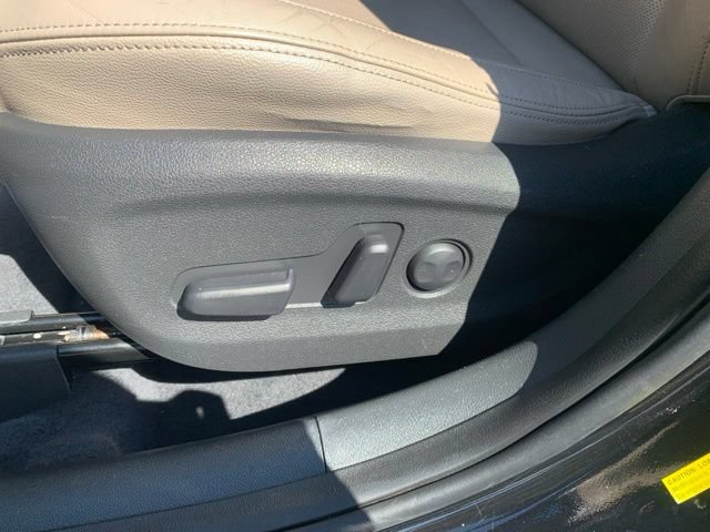 Used 2016 Hyundai Tucson Limited w/ Option Group 03 FWD image 14