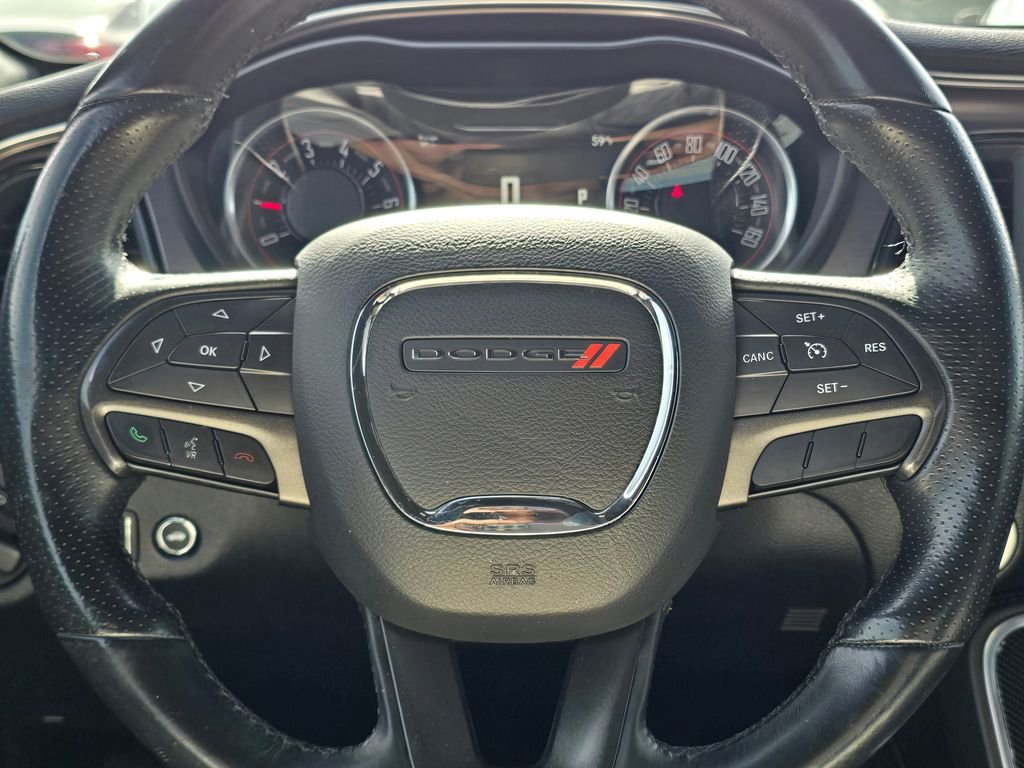 Used 2016 Dodge Challenger SXT w/ Driver Convenience Group image 20