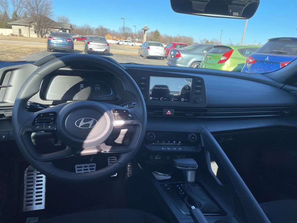 New 2026 Hyundai Elantra Sport image 10