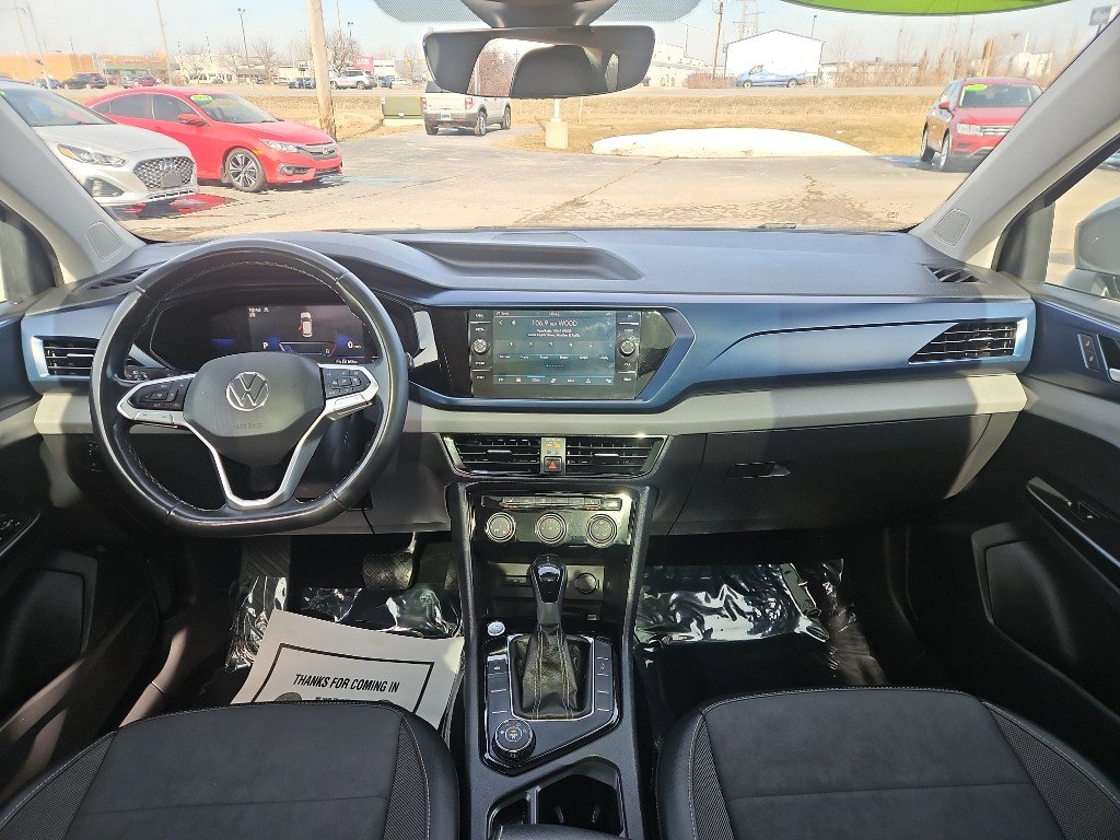Used 2023 Volkswagen Taos SE image 14