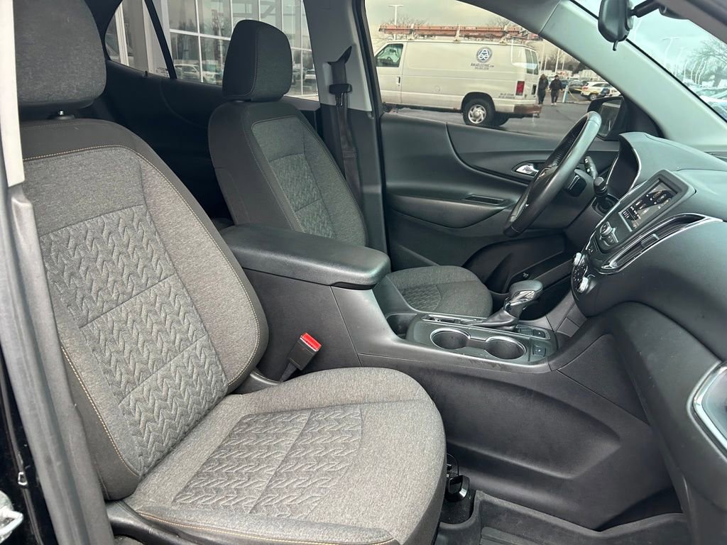 Used 2022 Chevrolet Equinox LT image 25