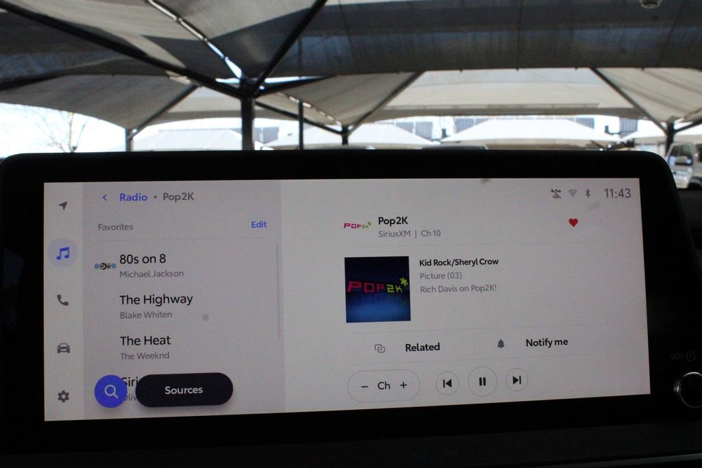 New 2026 Toyota Prius Plug-In Hybrid FWD image 34