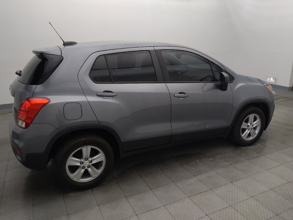Used 2020 Chevrolet Trax LS FWD image 10