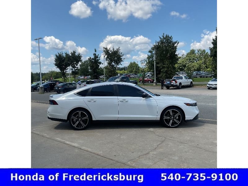 Certified 2025 Honda Accord Sport image 6
