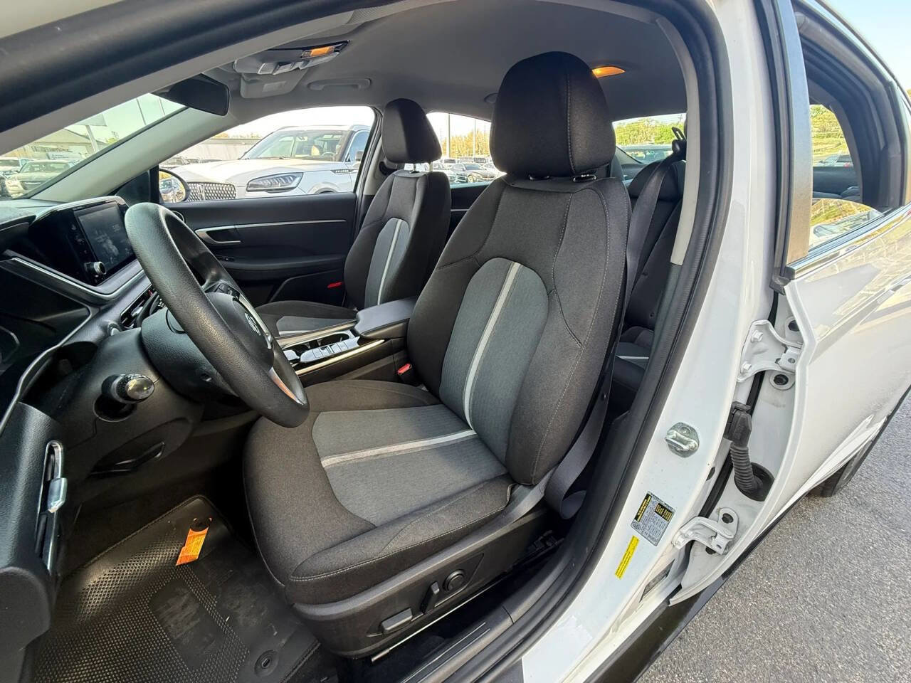 Used 2021 Hyundai Sonata SEL FWD image 14