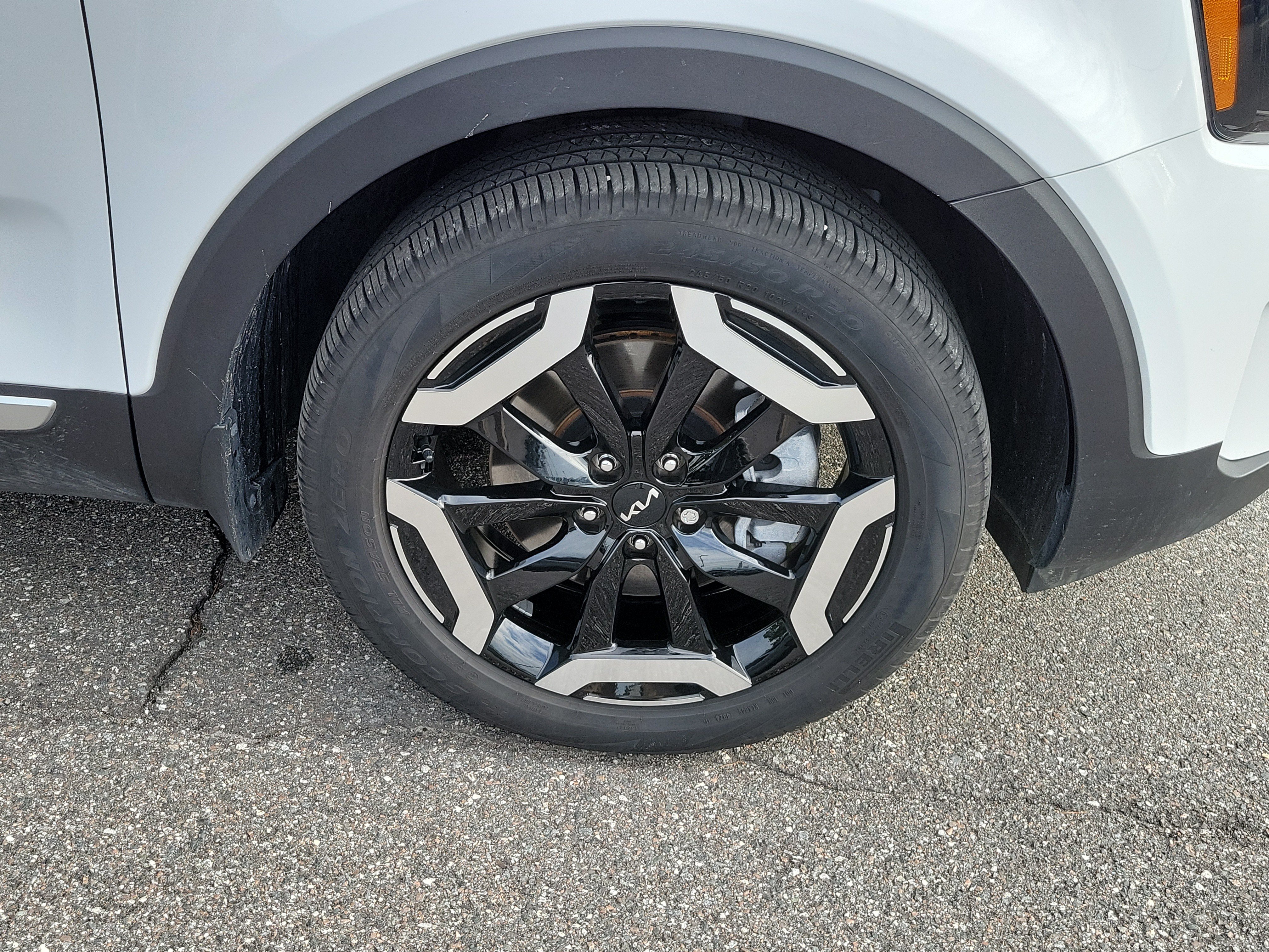 Certified 2025 Kia Telluride EX FWD image 42