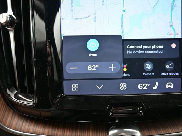 Certified 2023 Volvo XC60 B5 Plus image 22