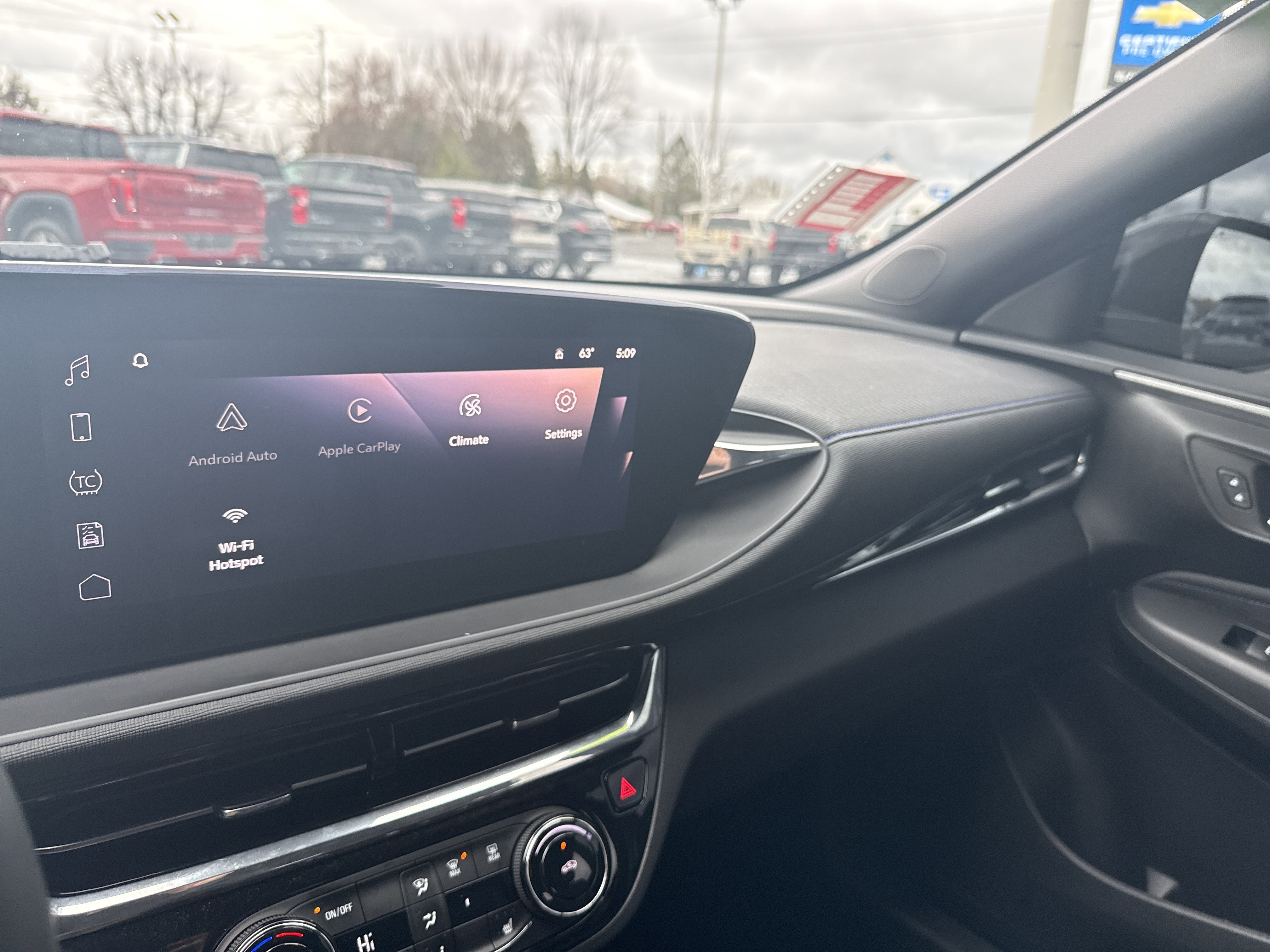 Used 2025 Buick Envista Sport Touring w/ Convenience I Package image 23