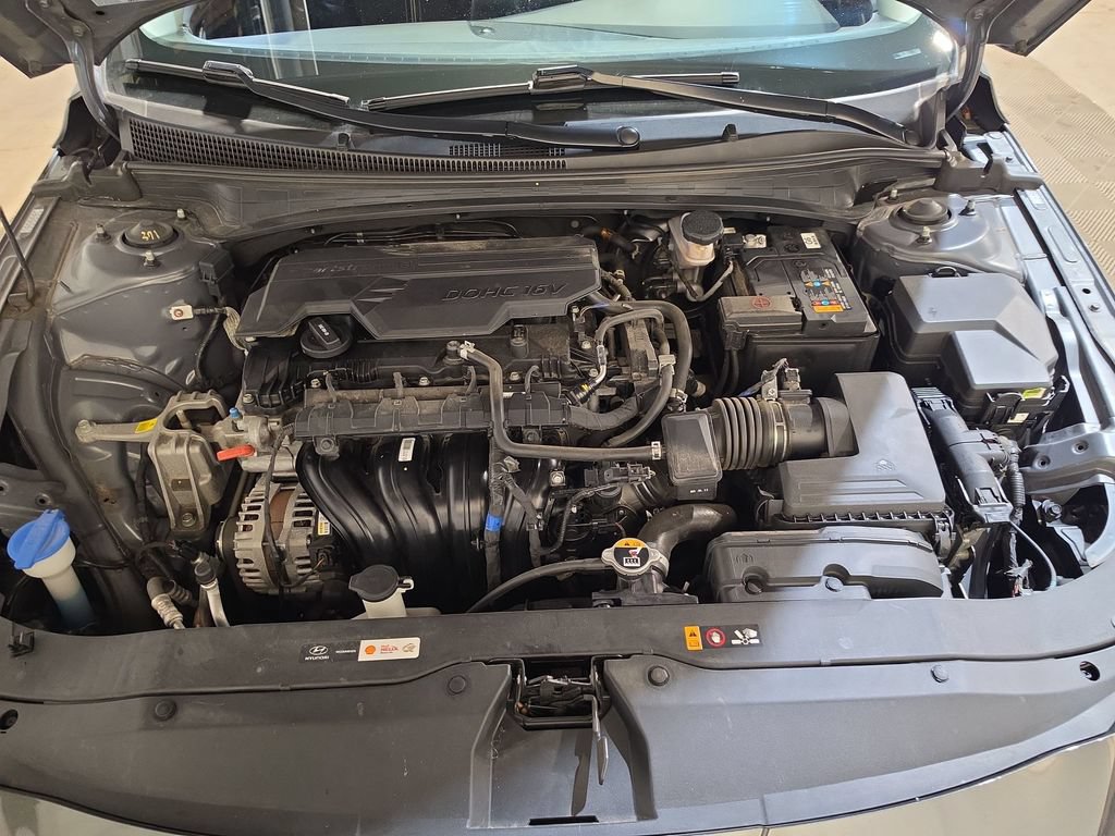 Used 2024 Hyundai Elantra SEL FWD image 17