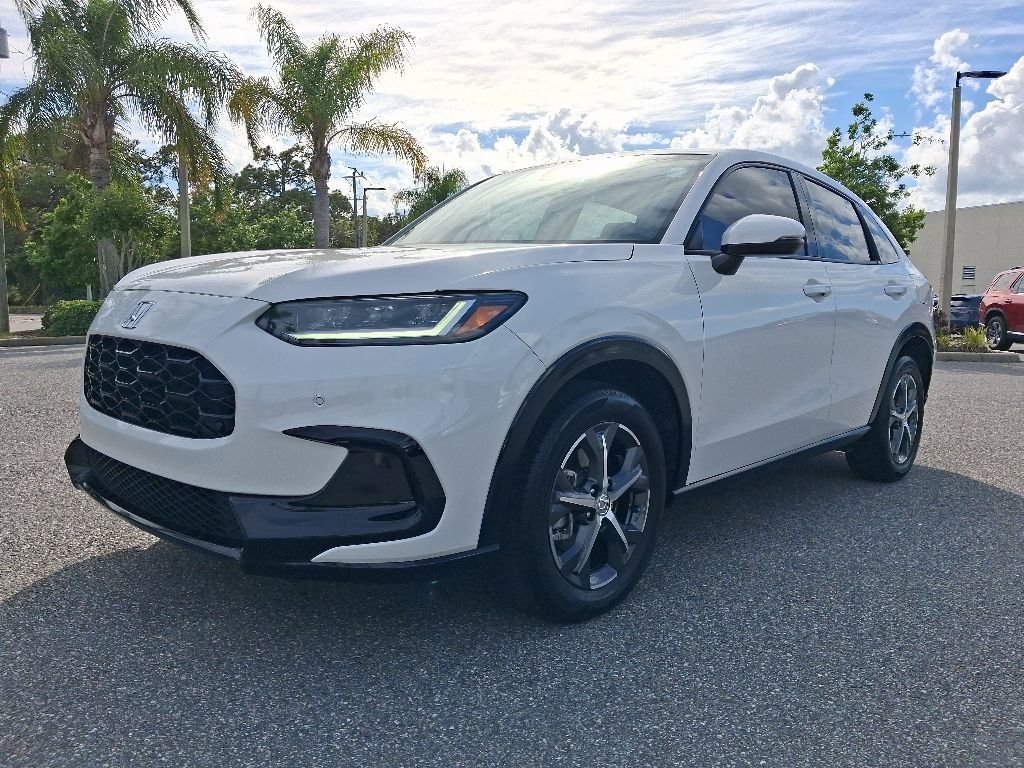 Used 2025 Honda HR-V EX-L image 1