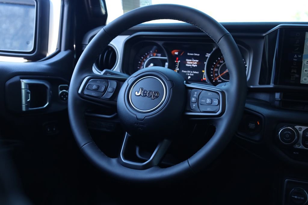 Used 2025 Jeep Gladiator Willys image 6