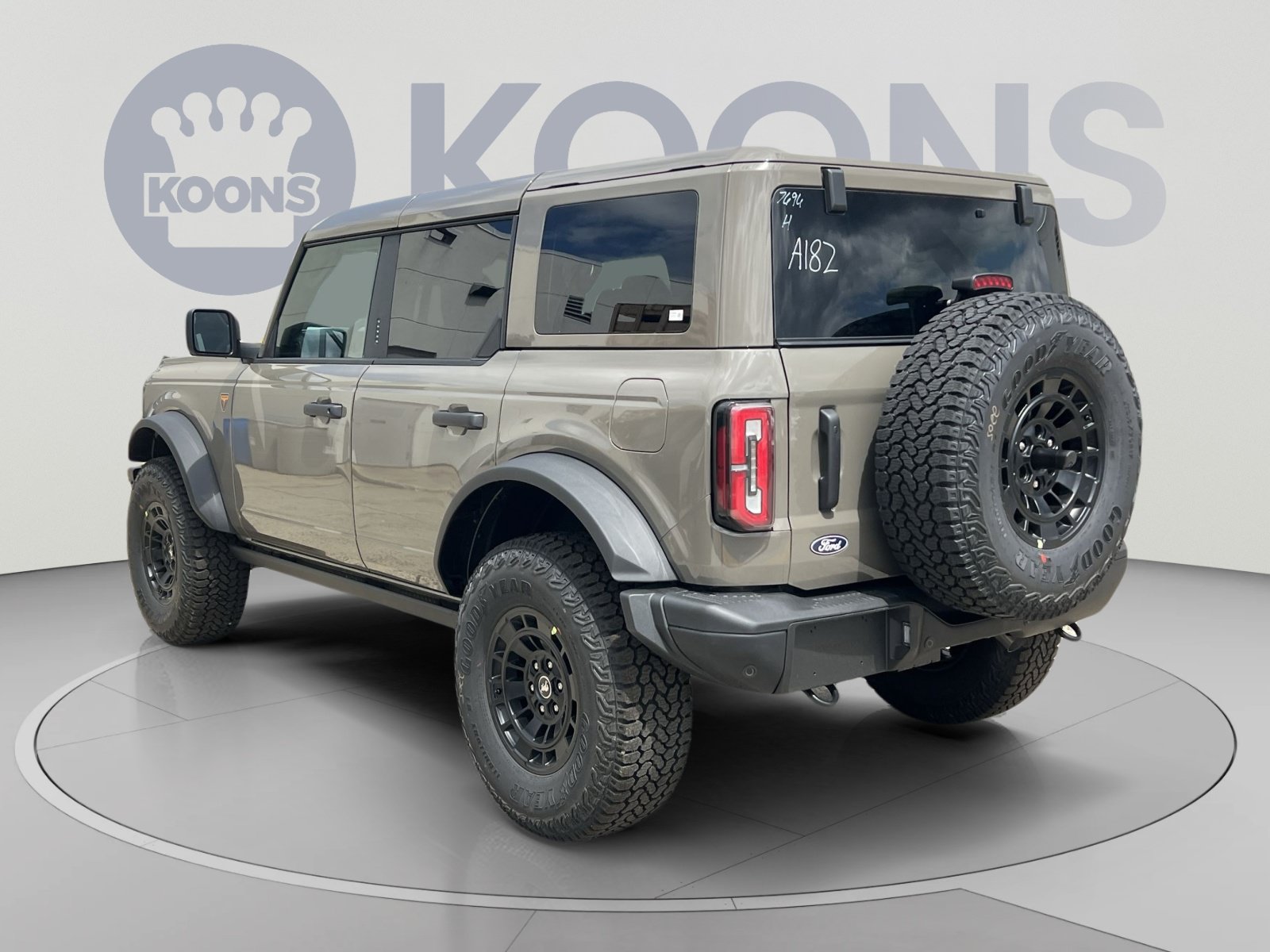 New 2026 Ford Bronco Badlands AWD/4WD image 14