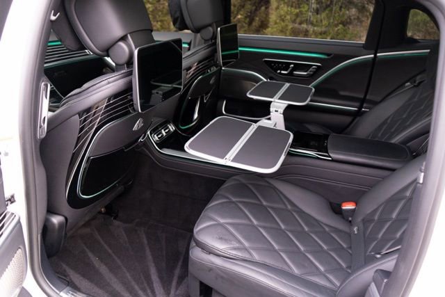 Used 2023 Mercedes-Benz Maybach S 580 4MATIC image 43