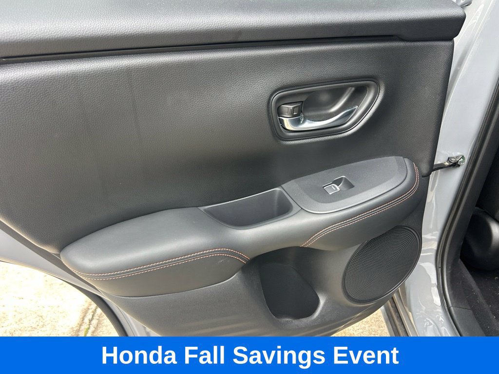 Used 2024 Honda HR-V Sport image 11