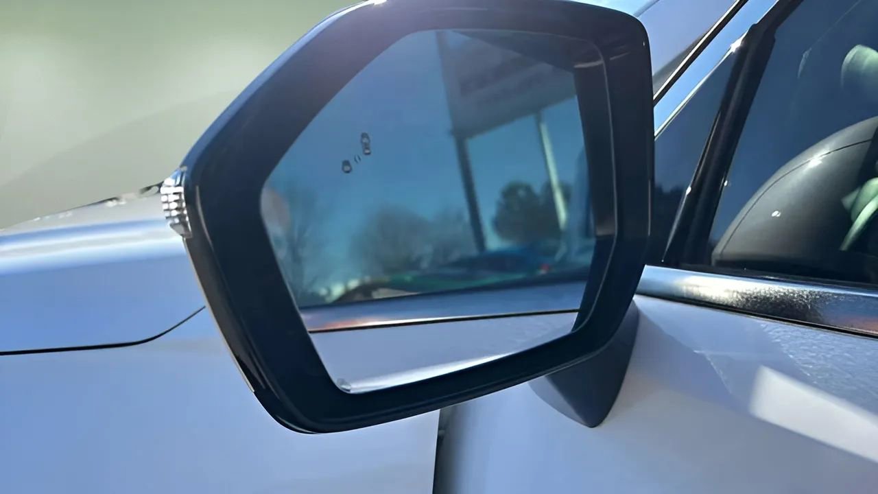 Used 2021 Hyundai Palisade Calligraphy image 24