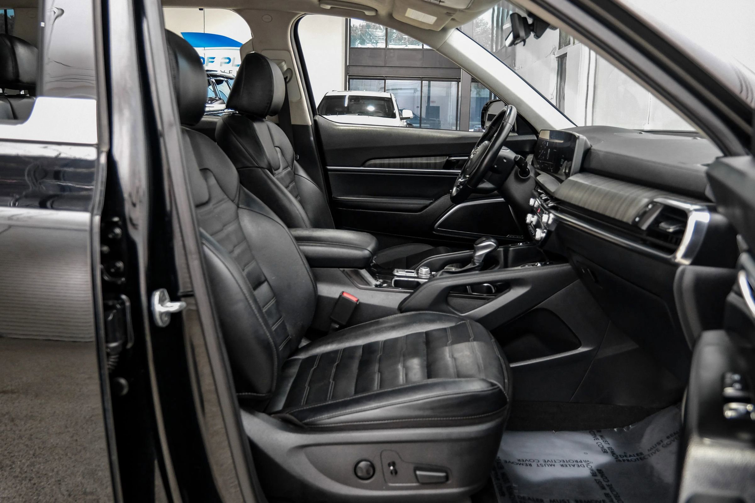 Used 2023 Kia Telluride SX Prestige image 32