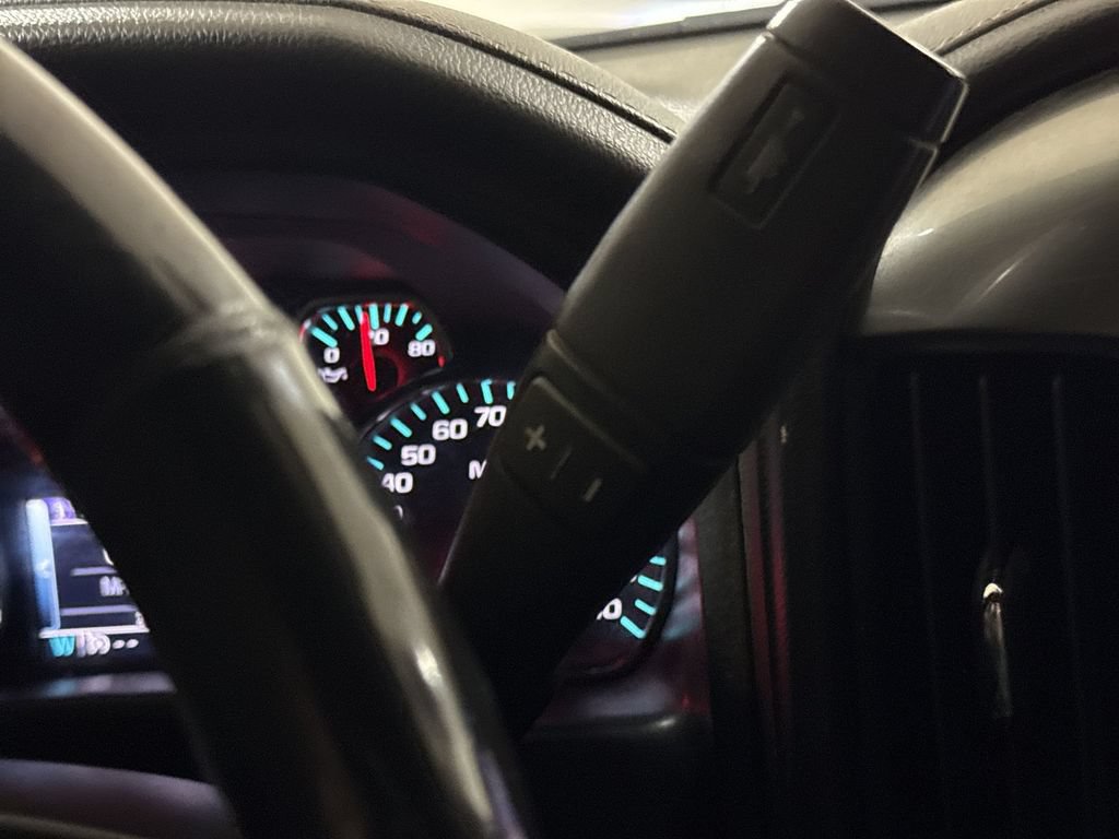 Used 2017 Chevrolet Silverado 1500 LTZ AWD/4WD image 18