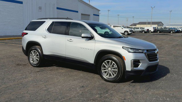 Certified 2022 Chevrolet Traverse LT image 2
