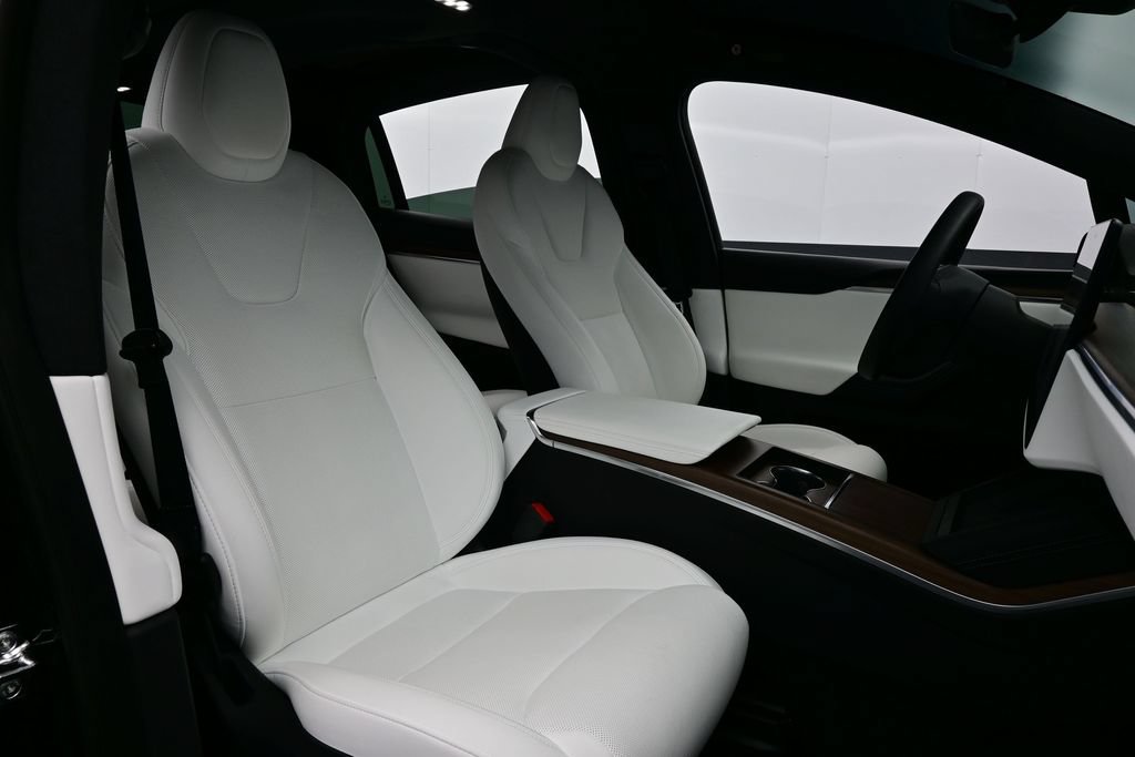 Used 2023 Tesla Model X AWD/4WD image 16