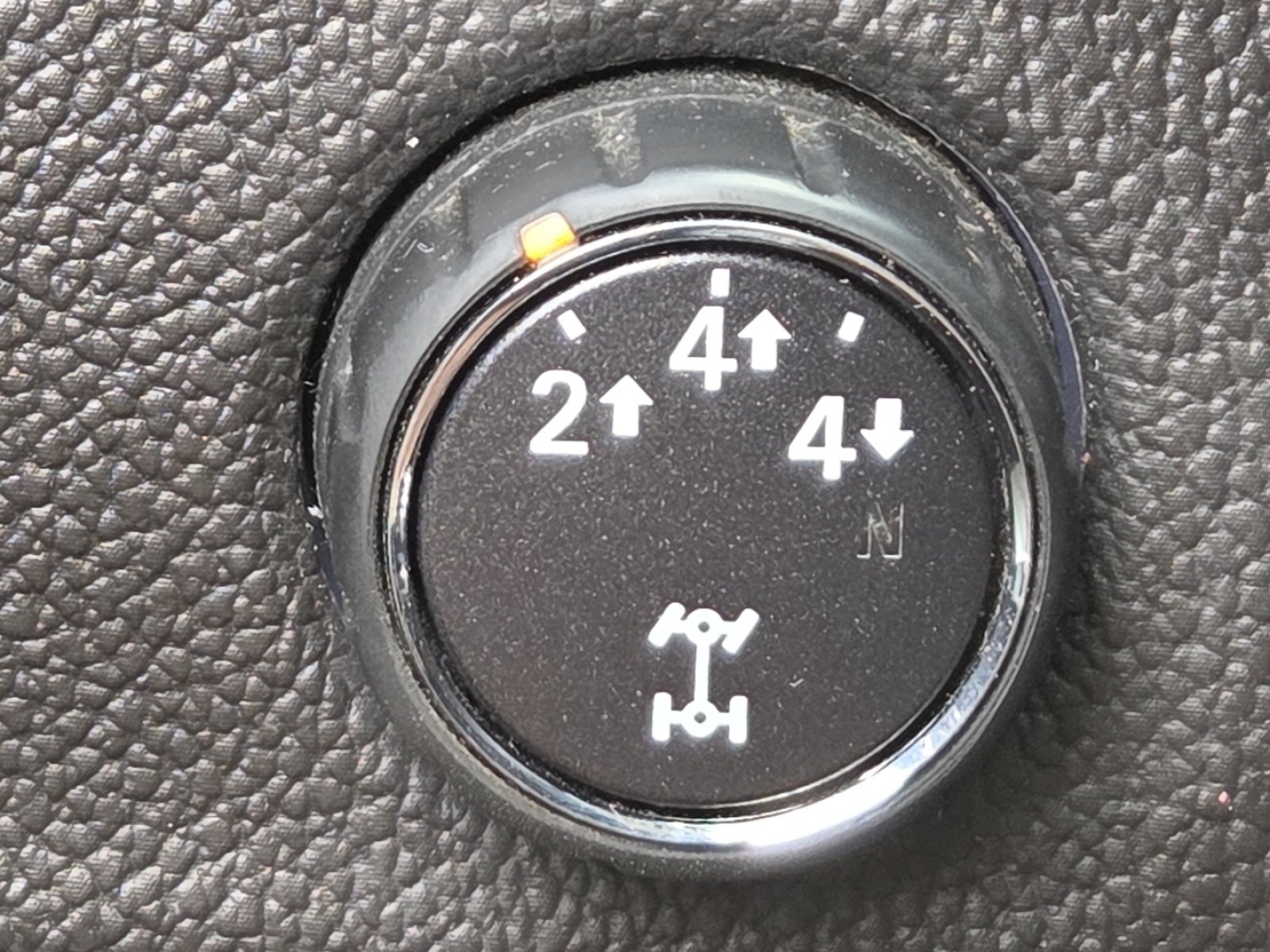 Used 2016 Chevrolet Colorado LT w/ LT Convenience Package AWD/4WD image 6