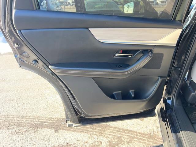 Used 2025 MAZDA CX-70 3.3 Turbo w/ Premium Package image 11