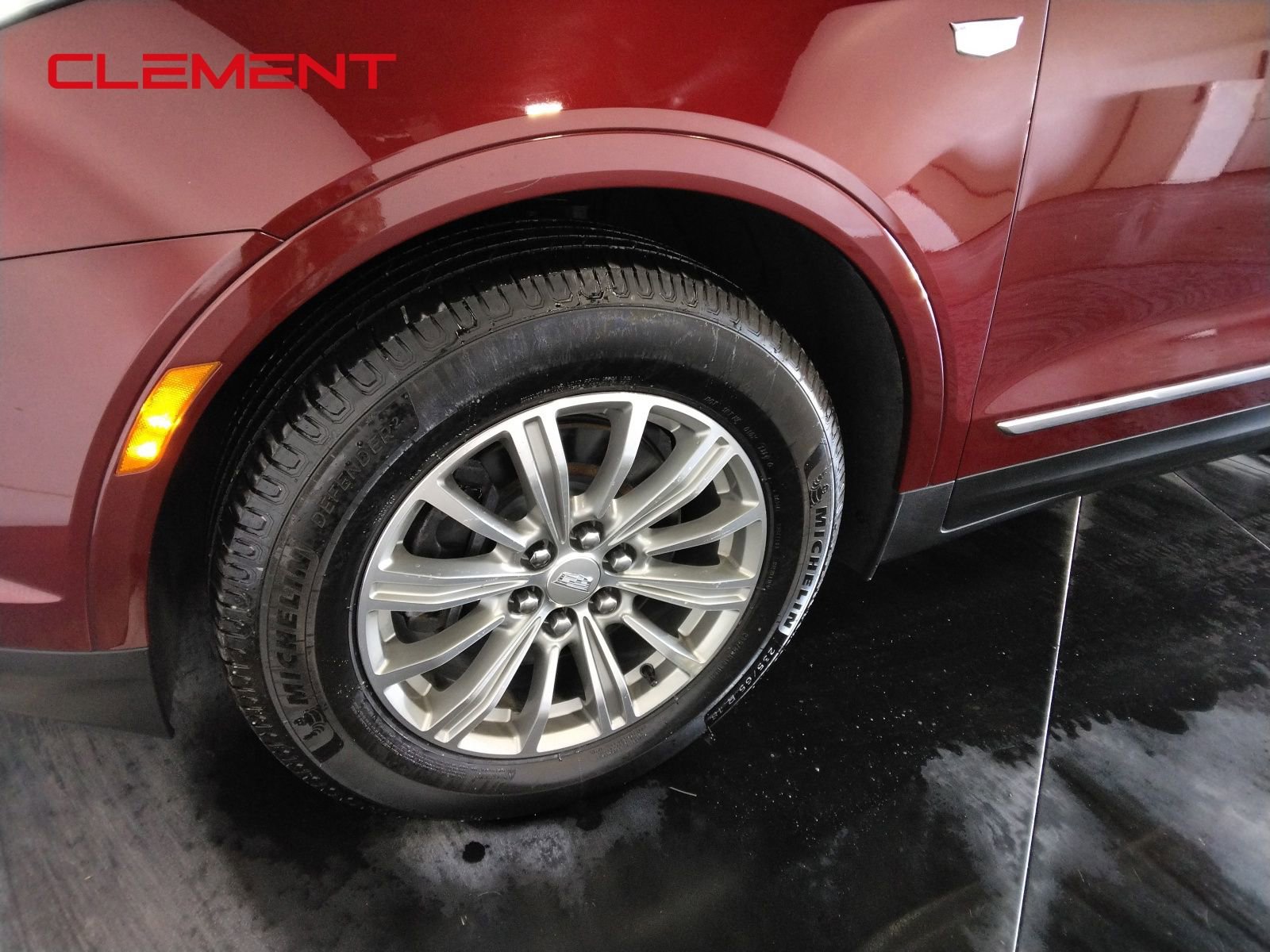 Used 2018 Cadillac XT5 Luxury w/ Driver Awareness Package image 47