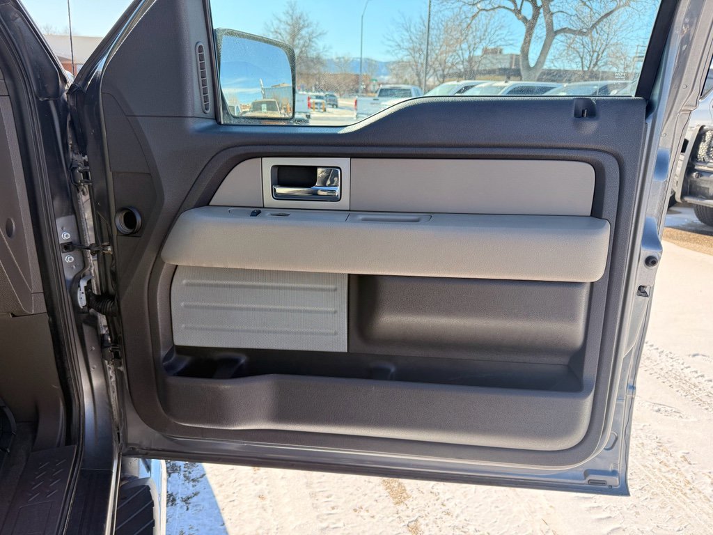 Used 2010 Ford F150 XLT image 17