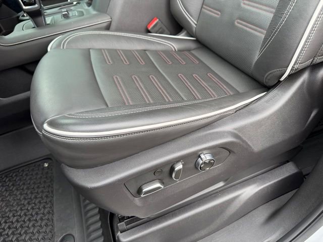 Used 2025 GMC Sierra 1500 AT4X AWD/4WD image 18