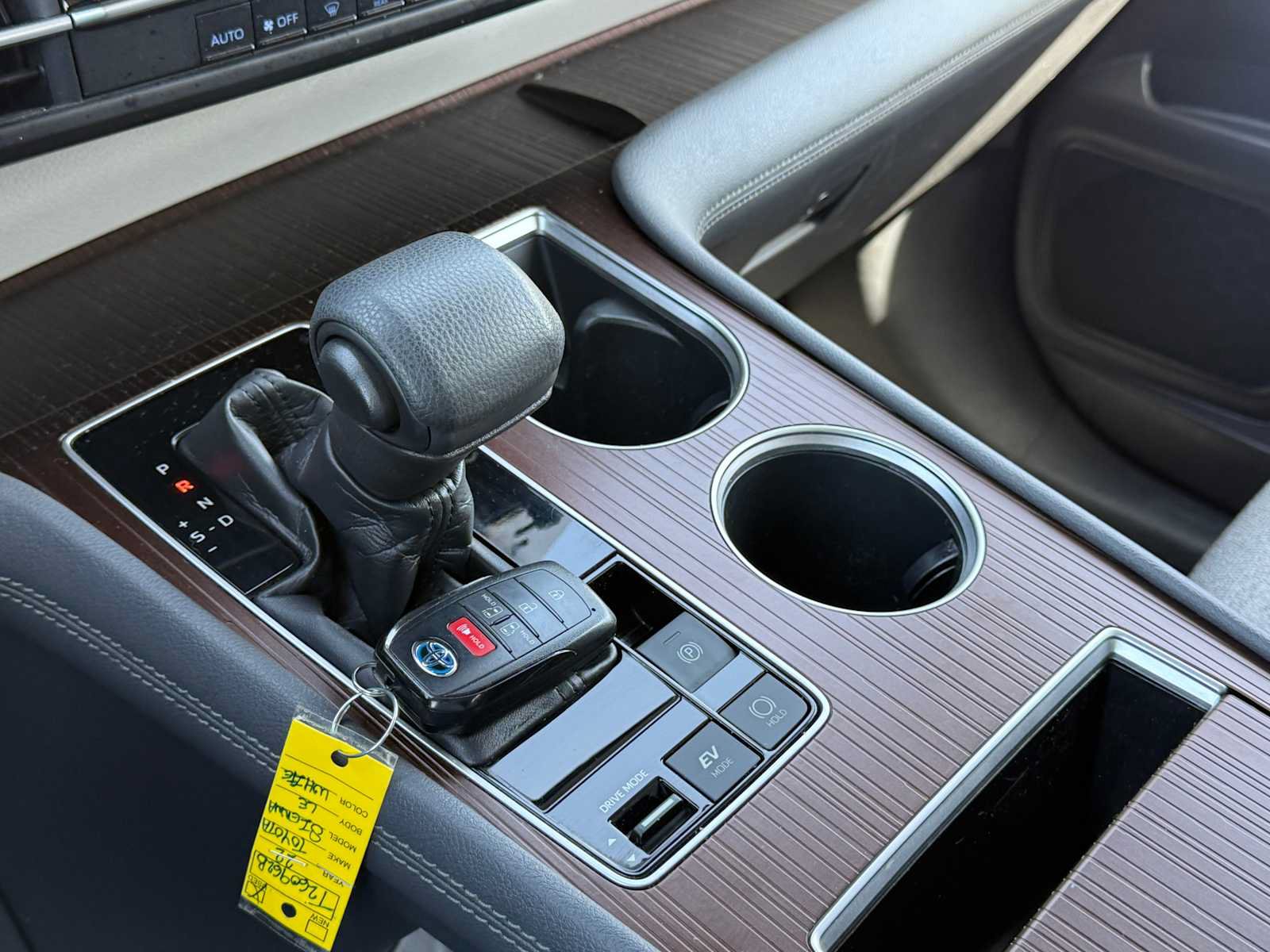 Certified 2022 Toyota Sienna LE FWD image 29