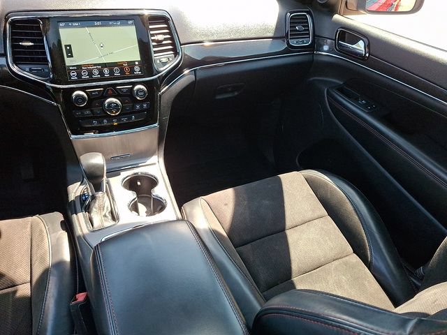 Used 2020 Jeep Grand Cherokee Trailhawk AWD/4WD image 16