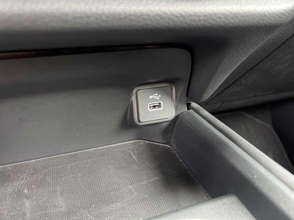 Used 2025 Honda HR-V Sport image 32